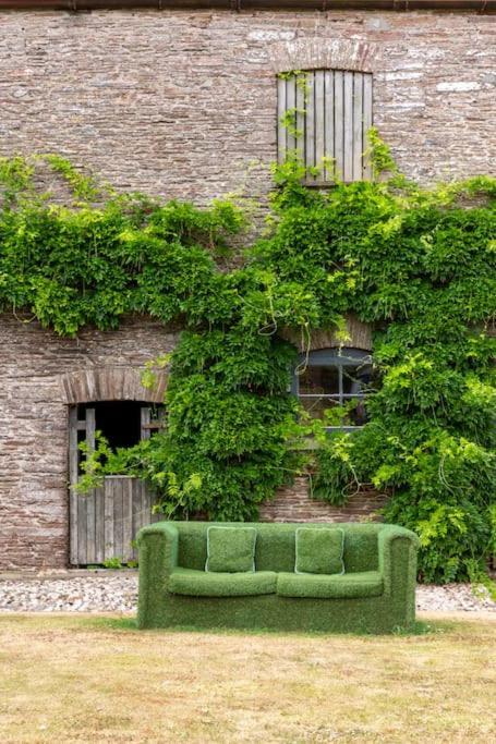 Fledgling Barn: Stunning New Coastal Holiday Home Kingsbridge  Esterno foto