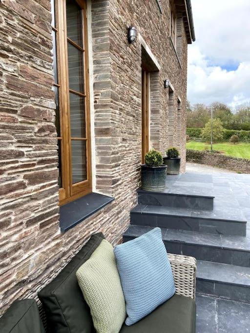 Fledgling Barn: Stunning New Coastal Holiday Home Kingsbridge  Esterno foto