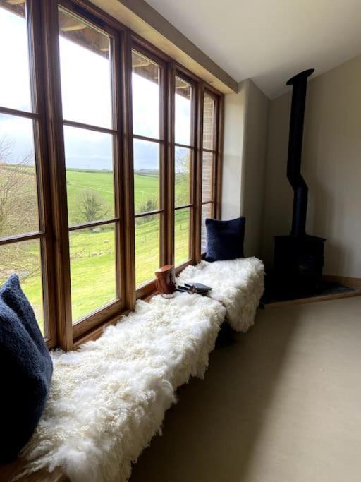 Fledgling Barn: Stunning New Coastal Holiday Home Kingsbridge  Esterno foto