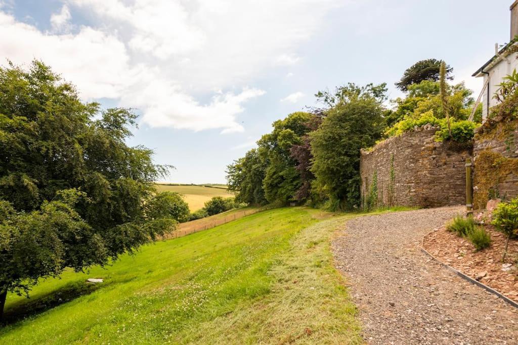 Fledgling Barn: Stunning New Coastal Holiday Home Kingsbridge  Esterno foto