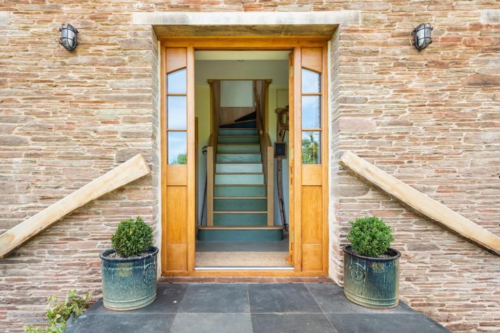 Fledgling Barn: Stunning New Coastal Holiday Home Kingsbridge  Esterno foto