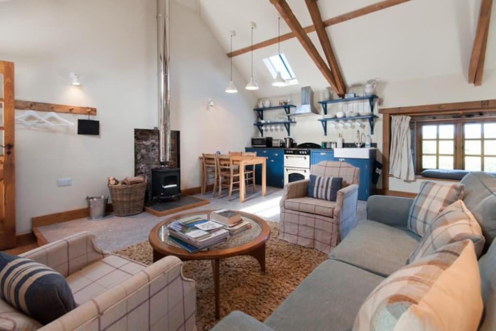 Fledgling Barn: Stunning New Coastal Holiday Home Kingsbridge  Esterno foto